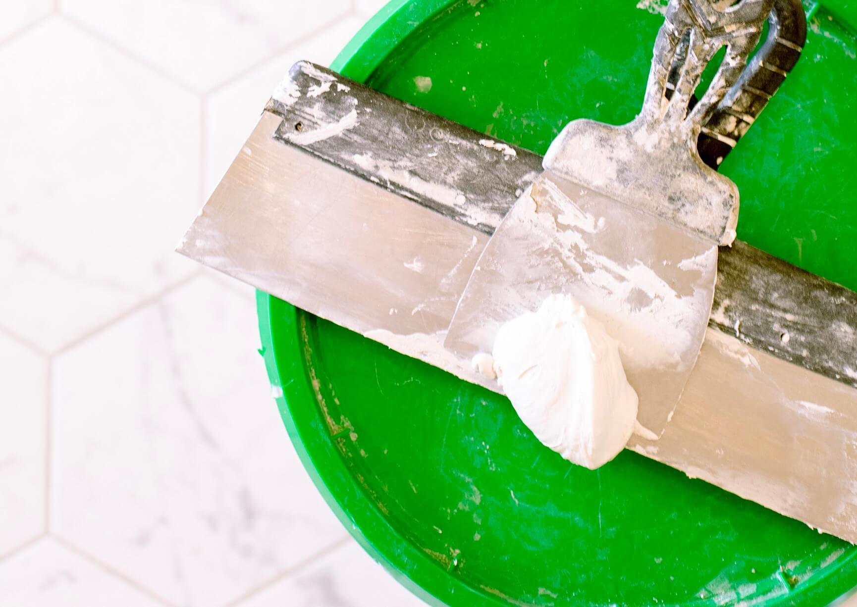 Mehr über den Artikel erfahren How To Repair Drywall Holes